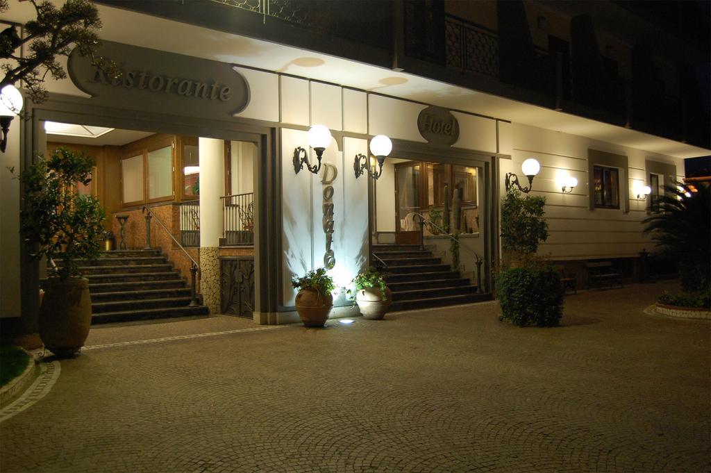 多纳托餐厅酒店 Calvizzano 外观 照片