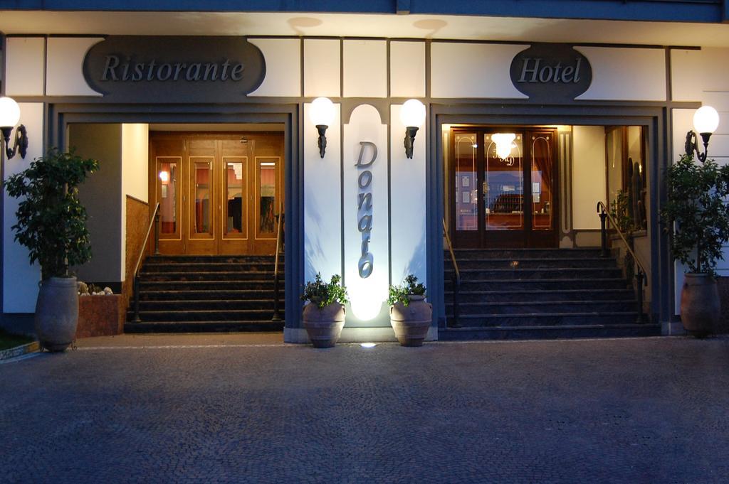 多纳托餐厅酒店 Calvizzano 外观 照片