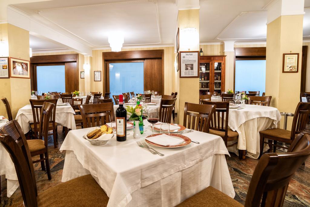 多纳托餐厅酒店 Calvizzano 外观 照片