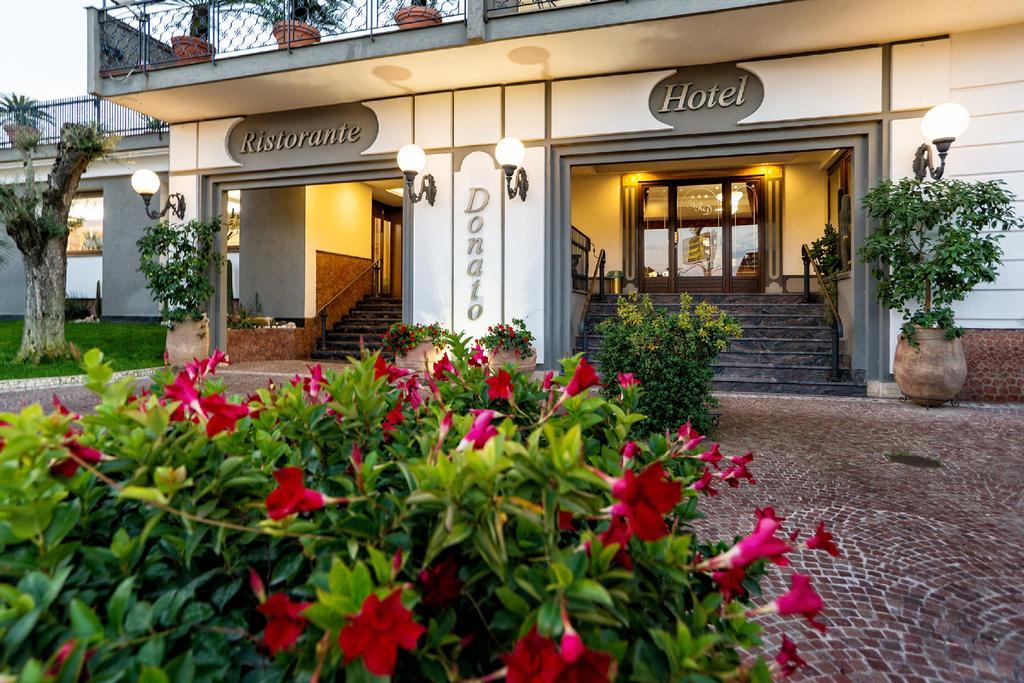 多纳托餐厅酒店 Calvizzano 外观 照片
